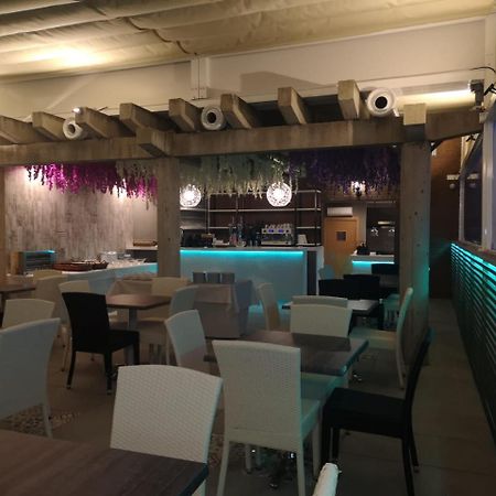 Aparthotel Mm Badajoz Buitenkant foto