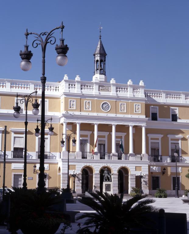 Aparthotel Mm Badajoz Buitenkant foto