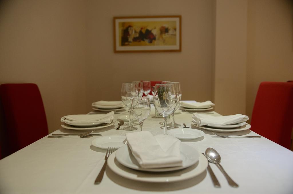 Aparthotel Mm Badajoz Buitenkant foto